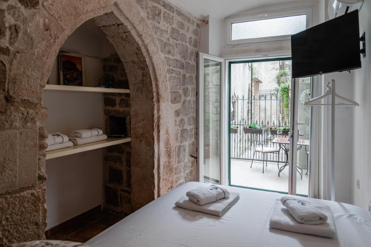 Lito Apartments Šibenik Екстериор снимка
