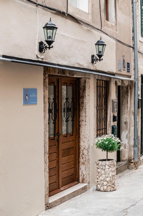 Lito Apartments Šibenik Екстериор снимка